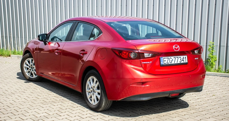 Mazda 3 cena 54900 przebieg: 148100, rok produkcji 2015 z Łódź małe 529